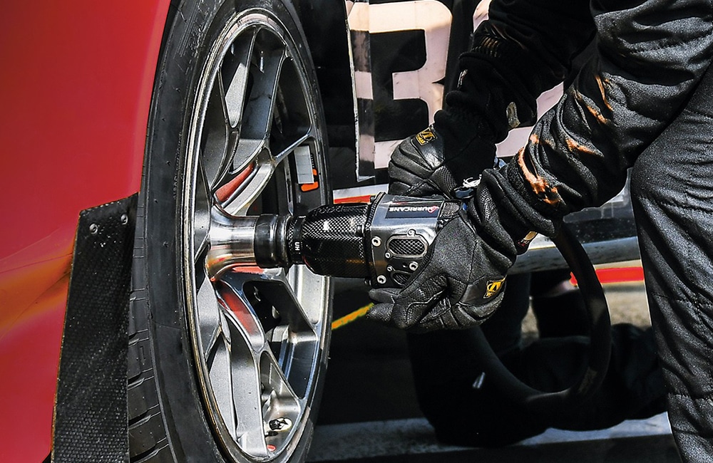 Motorsport wheel guns